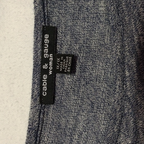 Women's Cable & Gauge long sleeve top - Picture 4 of 4